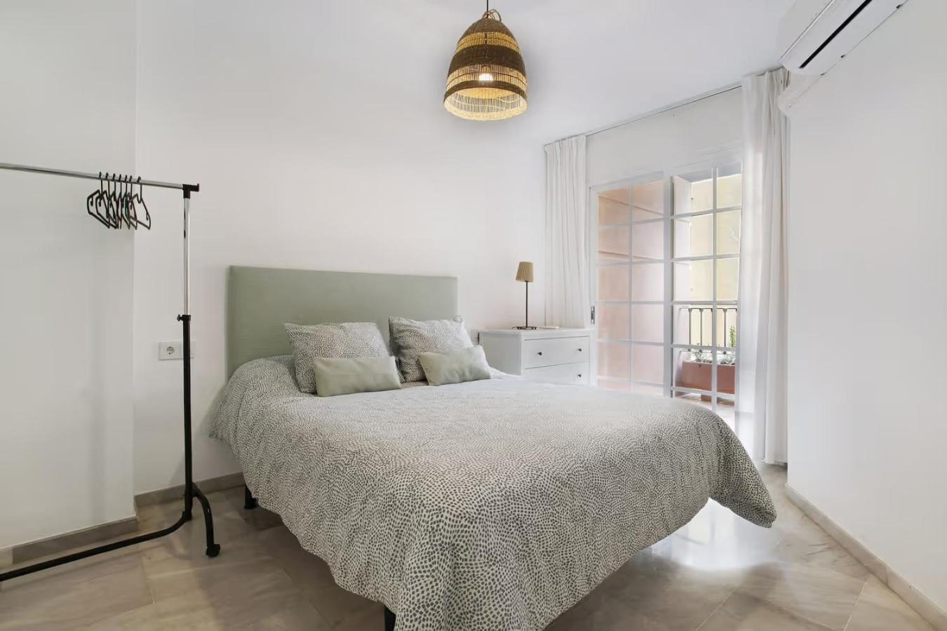Exclusive Malagueta Beach Lägenhet Málaga Exteriör bild
